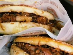 牛肉烧饼（多肉）-穆得·老周家牛肉烧饼(普利街店)