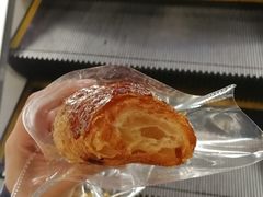 焦糖牛角包-PAPER STONE BAKERY(天环店)