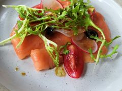三文鱼色拉-浦鸿会尚莊亲子餐厅(碧云店)