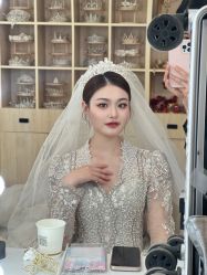 -艺憬婚纱礼服·造型(二七万达店)