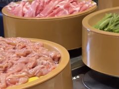 -龍歌自助小火锅(市北CBD万达店)