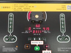 -发条鸭无人健身房(浦东北艾路店)