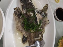 -五谷芳乳鸽王(海景店)