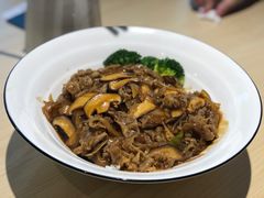 照烧肥牛饭-汤去三面