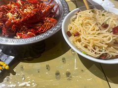 -琥珀老六龙虾(四里河店)