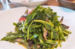 Stir-fried Eel with Leeks