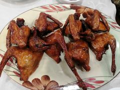 红烧乳鸽-时利和美食(东方广场店)