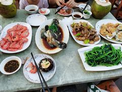 -四川小胡子海鲜(丁村万人海鲜广场店)