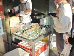 -钱记包子糕团
