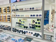 -潘多拉眼镜·蔡司依视路明月(潘家园店)