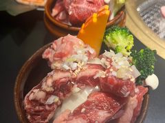 -山川小町·极番烧肉(新地假日广场店)