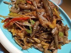 -街角等你.大连海鲜烧烤(西安路店)