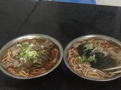 -薛记襄阳香辣牛肉面(平安路店)