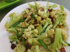 清炒有机花菜-北方饺子王·海肠捞饭·海鲜锅(山大店)