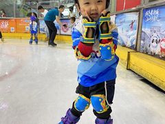 -正佳冰河湾真冰滑冰场