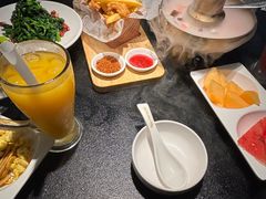 -辣尚瘾·烤鱼·新川菜(牡丹园直营店)