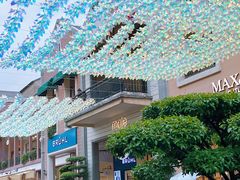-王府井奥莱临潼小镇(临潼店)