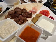 -Efes Turkish & Mediterranean Cuisine 艾菲斯餐厅(陆家嘴店)