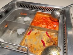 -海底捞火锅鲜切牛肉主题店(长寿路店)