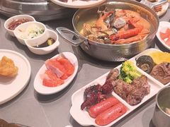 -黑金·寻焰自助百汇·烤肉·火锅(中街店)