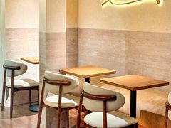 -VERIE BAKEHOUSE