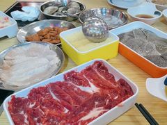 -杨老板·海鲜集市火锅·鲜切牛肉(中防万宝店)