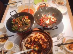 -首秀·四川料理(吾悦广场店)