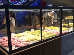 面包甜点陈列柜-LELECHA乐乐茶(上海五角场万达广场店)