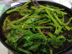 铁板韭菜-辣出味岳阳特色烧烤·龙虾大排档(砂子塘总店)