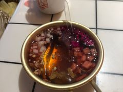 -贤合庄卤味火锅(时代广场店)