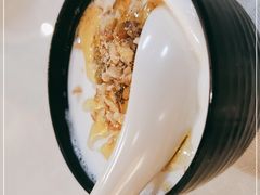 -汗腾格里·风味餐厅(新疆驻京办店)