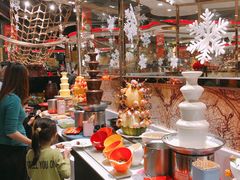 -四海一家自助餐(益田假日广场店)