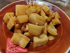 -泉畔人家·老济南经典鲁菜(大明湖店)