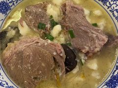 -一间楼牛羊肉泡馍馆(东一路店)