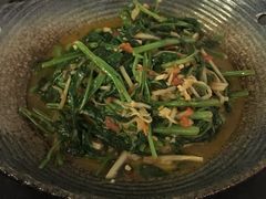 酸笋炒空心菜-浩海火燒雲傣家菜(静安芮欧店)
