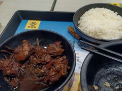 -老娘舅餐厅(黄龙体育中心店)