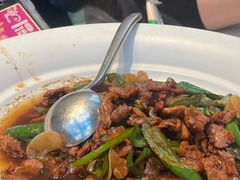 -阿瓦山寨·湘菜现炒·剁椒鱼头王(咸阳总店)