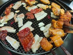 -彝人部落火盆烧烤(原内环足球场店)