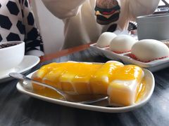 -黄师奶甜品店