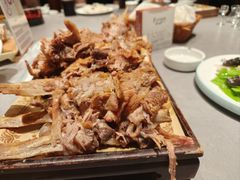 -东口码头·烧鸽子·鱼头泡饼·地方菜(金鹰悦城店)