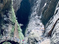 -龙水峡地缝景区