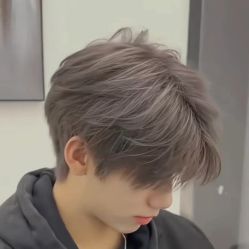 -丝语萱形象