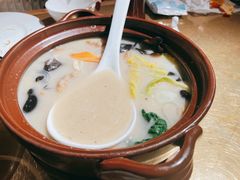 京城酥肉锅-四季民福烤鸭店(西单华威约饭街店)