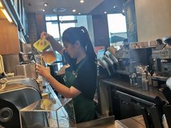 -星巴克臻选(成都环球乐天店)