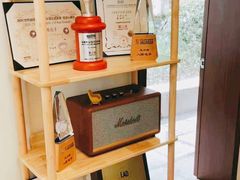-SAFARI COFFEE