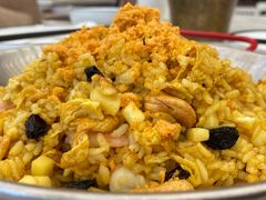 海鲜菠萝炒饭-Local泰莲庭(虹鳟鱼店)