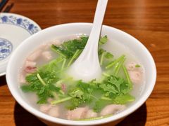 -老天桥酱肉烧饼夹肘子(天桥店)