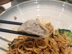 -馋三尺蟹粉小笼(人民广场店)