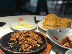 窝蛋肥牛-火啫啫·粤式啫啫煲(南通首店)