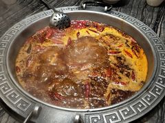 -杨肥肠火锅大排档(火车站花园店)